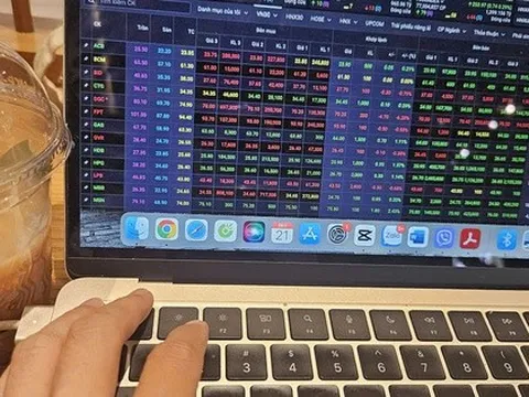 Chứng khoán trở lại mốc 1.700 điểm, dự báo mới nhất cho tuần tới