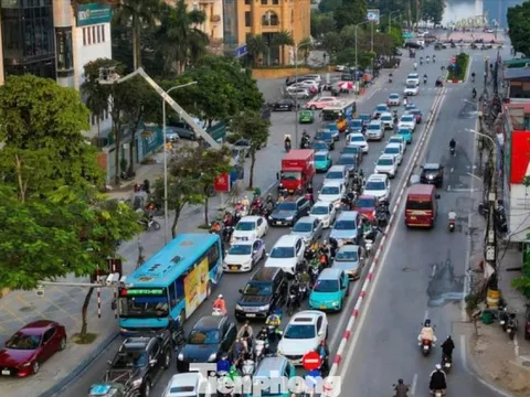 Cận cảnh đường Nguyễn Hoàng Tôn nối Vành đai 3 trước thời điểm mở rộng