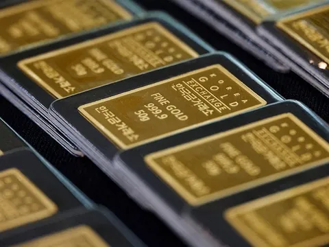 Giá vàng sáng 23/12: Vàng trong nước xác lập mức cao nhất từ trước đến nay