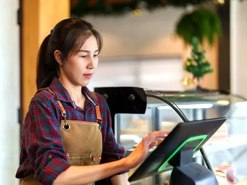 Chính sách thuế mới thúc đẩy chuyển đổi số: Techcombank cùng hộ kinh doanh giải bài toán vận hành toàn diện