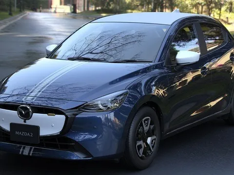Từng bị đồn khai tử Mazda2 bất ngờ ra mắt bản 2026, giá từ 290 triệu đồng