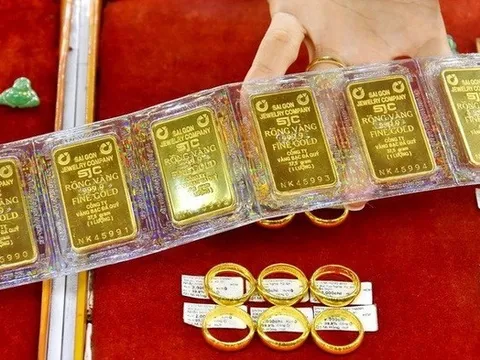 Giá vàng hôm nay 29/12: Sụt giảm sau đà tăng tuần trước