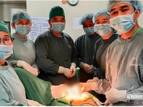 Phẫu thuật nội soi thành công ca bệnh hiếm mắc đồng thời 2 khối u tiêu hóa hiếm gặp