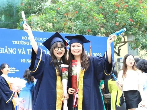 Ngành học đang cần tới 100.000 nhân sự, điểm chuẩn gần 10 điểm/môn mới có khả năng đậu, đi học được nhận 3,63 triệu/tháng, đi làm có nhiều đãi ngộ lớn