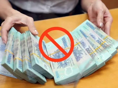 Chính thức từ ngày mai 1/1/2026: Cấm dùng tiền mặt mua vàng từ 50 triệu đồng và bất động sản