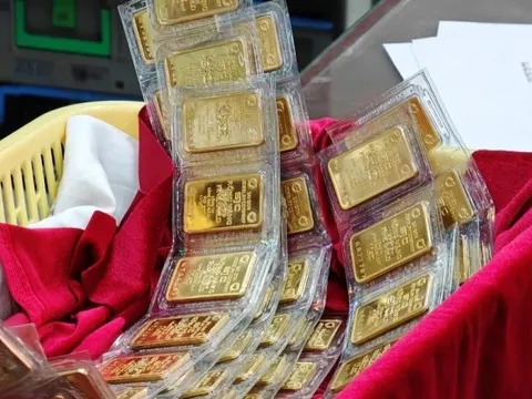 Giá vàng SJC thấp nhất hơn 1 tháng qua