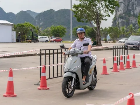 Mua VinFast Feliz vì quảng cáo đi được 262 km, chủ xe lần đầu nói thật quãng đường thực tế với cung đường từ Hà Nội về Hưng Yên
