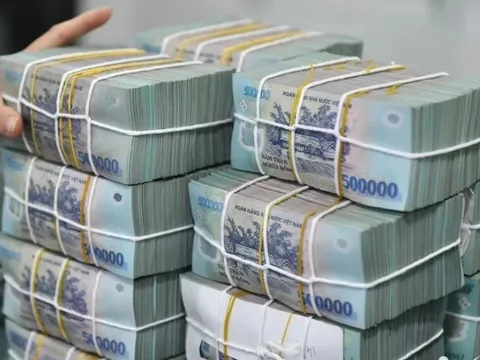 Thấy gì từ mức thu thuế 2,2 triệu tỷ đồng cao nhất lịch sử?