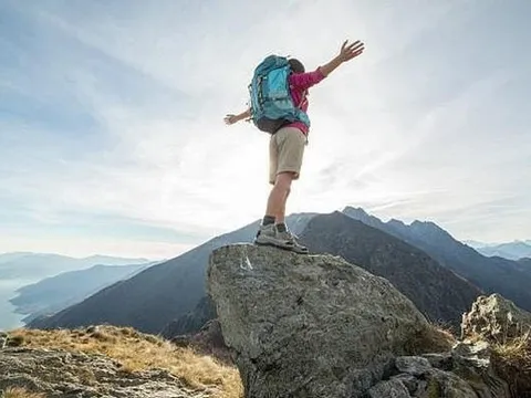 VNDirect: VN-Index có thể cán mốc 2.099 điểm, loạt nhóm cổ phiếu sẽ được "tái định giá" trong năm 2026