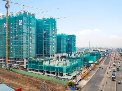 Công trường La Pura mặt tiền Quốc lộ 13 hiện tại có gì?