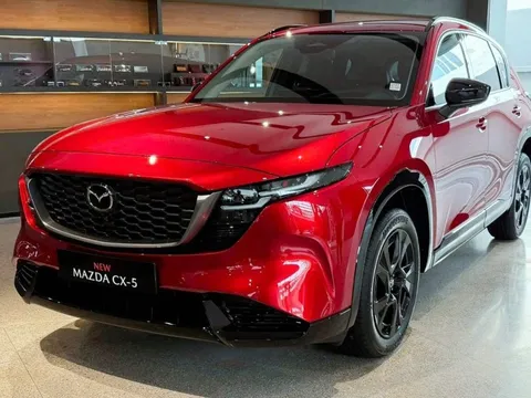 'Gà đẻ trứng vàng' của Mazda lộ diện tại Việt Nam, nhưng phải chờ tới cuối 2026 mới được cầm lái
