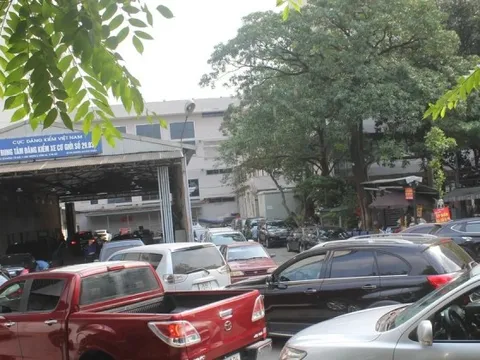 Bỏ tem thu phí đường bộ: Chủ xe cần lưu ý gì khi đăng kiểm?