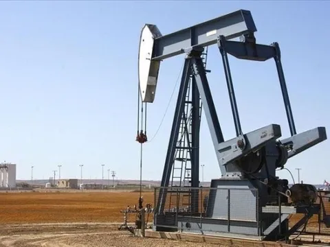 Chán dầu Nga bất ổn, một quốc gia tuyên bố sẵn sàng mua dầu Venezuela