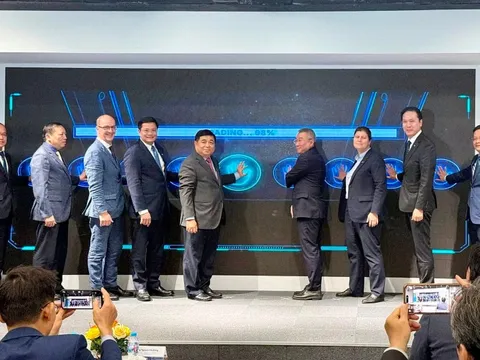 Từng hợp tác với Vingroup, Tập đoàn số 1 TG trong lĩnh vực 100 tỷ USD vừa thành lập 2 trung tâm ở VN