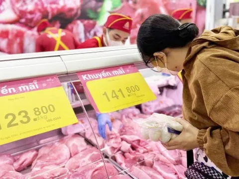 Tăng giá thịt heo trong chương trình bình ổn thị trường