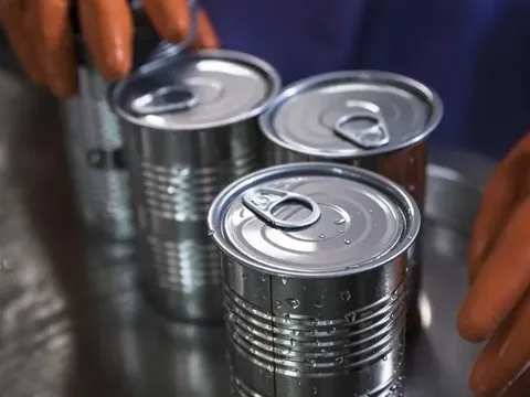 Đế chế đồ ăn đóng hộp trăm năm tuổi sụp đổ chỉ trong 30 ngày bắt đầu từ 1 lon súp