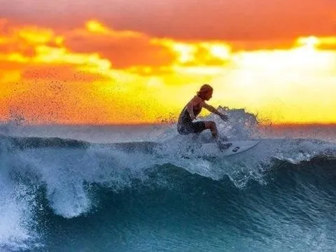 Dự phóng VN-Index vượt 2.100 điểm trong kịch bản tích cực, CTCK chỉ ra loạt cơ hội đầu tư hấp dẫn