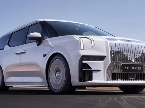 Trải nghiệm 'lâu đài di động' sắp về Việt Nam, nội thất nghỉ dưỡng cao cấp 'ăn đứt' Toyota Alphard