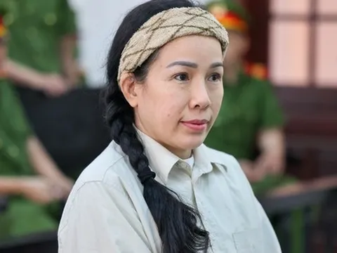 Vụ án liên quan Nguyễn Phương Hằng: Hình ảnh dẫn giải chủ kênh YouTube Lan Đinh sáng nay