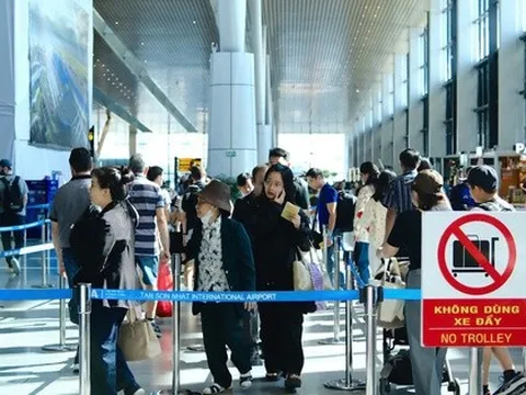 Bất ngờ giá vé máy bay chặng TPHCM - Hà Nội dịp Tết