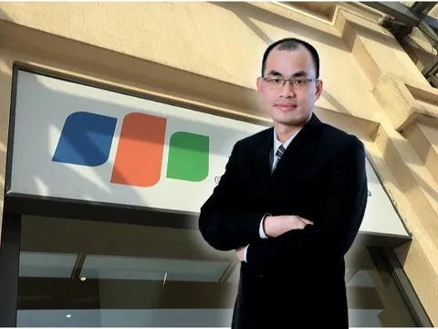 Bất ngờ lý do chủ tịch công ty chứng khoán từ nhiệm