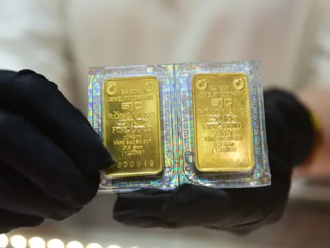 Giá vàng sáng 19/1: Vàng miếng, vàng nhẫn đồng loạt lập đỉnh lịch sử