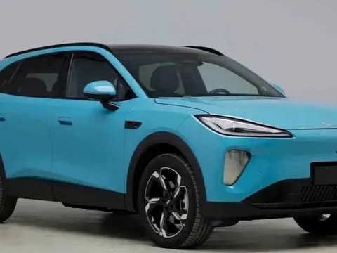 Hãng xe đặt nhà máy ở Hưng Yên ra mắt mẫu SUV hybrid hạng D, đi 100km chỉ tốn 80.000 đồng: Thiết kế sẽ khiến khách gia đình Việt thích, ‘ngập tràn’ công nghệ