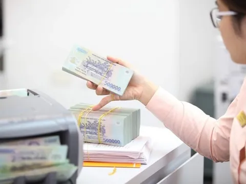 Sau 3 lần tăng liên tiếp, lãi suất tiền gửi tại một ngân hàng bất ngờ quay đầu giảm