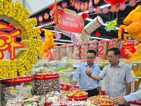 Bộ Công Thương kiểm tra hàng Tết tại Cần Thơ