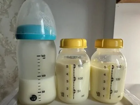 Con vắng mẹ, khóc khát sữa, người bố xúc động trước nghĩa tình ở xóm trọ nghèo