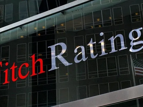 Việt Nam được Fitch Ratings nâng xếp hạng tín nhiệm đối với các công cụ nợ dài hạn cao cấp có bảo đảm