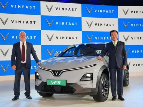 VinFast VF 6 thắng lớn tại thị trường tỷ dân: Cú đúp giải thưởng tân binh và xe đáng tiền nhất của năm