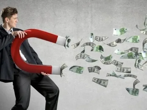 Chứng khoán "ngập ngừng" ở vùng đỉnh, chuyên gia chỉ tên loạt nhóm cổ phiếu vẫn có thể hút tiền nhờ câu chuyên riêng