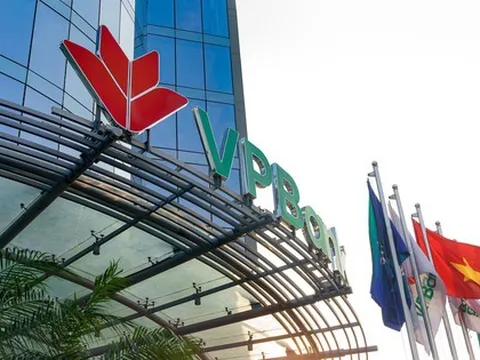 Nhờ đâu VPBank dẫn đầu lợi nhuận nhóm ngân hàng tư nhân trong quý 4/2025?