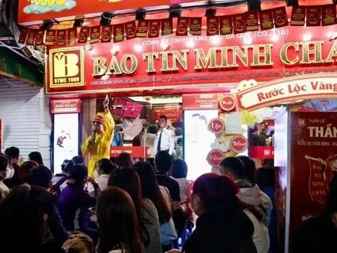 Bảo Tín Minh Châu ngừng bán vì quá tải