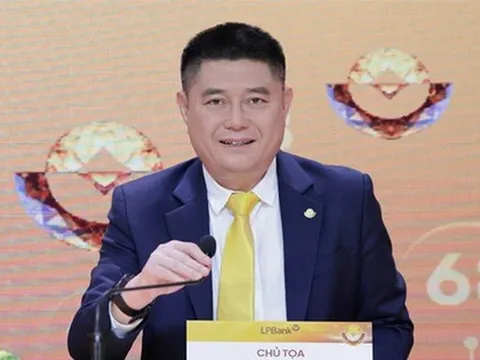 Ông Nguyễn Đức Thuỵ và con trai nâng sở hữu lên gần 27% tại Chứng khoán LPBank