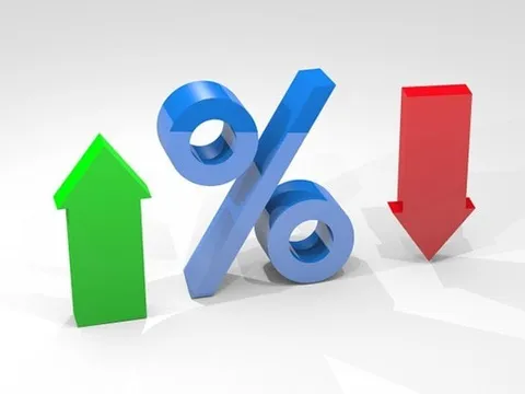 Lãi suất qua đêm vọt lên 17%/năm, chuyên gia nói gì?