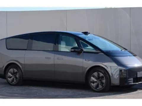 CATL ra mắt dòng pin siêu bền, vẫn giữ được 80% dung lượng sau 1.8 triệu km, sạc đầy pin chỉ trong 12 phút