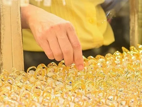 Sáng 6/2: Giá vàng giảm mạnh, xoá sạch mức hồi phục trước đó