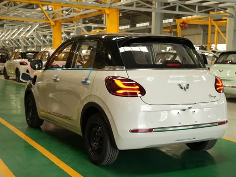 Mẫu hatchback điện chưa tới 400 triệu, khách Việt trẻ nhìn sẽ thích: Thương hiệu toàn cầu cùng thiết kế nâng cấp, trang bị cổng sạc CCS2 và nội thất ‘đảo nổi’