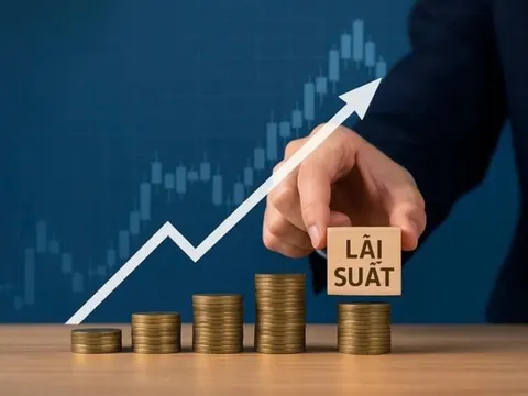 Lãi suất liên ngân hàng tăng vọt, chuyên gia chỉ ra hai nguyên nhân chính