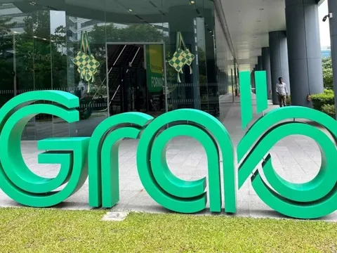 Rũ bỏ áo ‘giao cơm’, Grab chi nửa tỷ USD để làm Fintech, dịch vụ tài chính tăng nhanh hơn mảng gọi đồ ăn