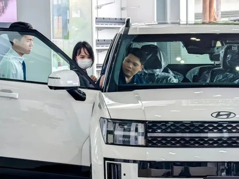 Tiêu thụ ô tô giảm mạnh trong tháng đầu năm 2026