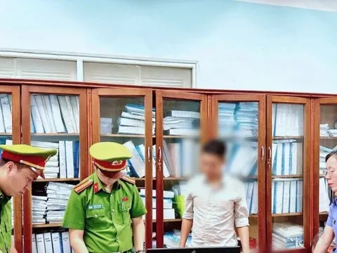 Cục Thuế lên tiếng việc công chức 'tiếp tay' mua bán hoá đơn