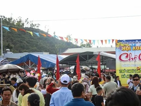 “Độc lạ” chợ Gò - mỗi năm chỉ họp lần duy nhất vào mùng 1 Tết