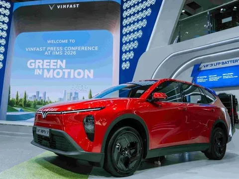 Mẫu VinFast VF MPV 7 chỗ giá chỉ từ 550 triệu tại Indonesia: Nội thất thực dụng, khoang hành lý rộng tới 1.240 lít và mở cơ hội rất linh hoạt