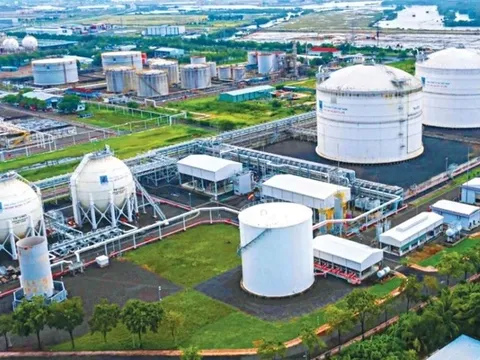 Loạt dự án năng lượng tỷ USD chờ ‘bật công tắc’