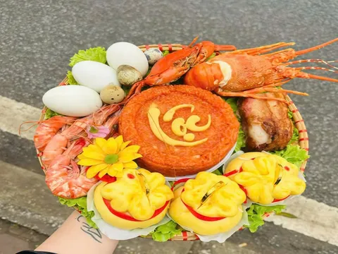 Mâm cúng ngày vía Thần Tài liên tục 'cháy hàng', combo hải sản 300.000 đồng bất ngờ lên ngôi