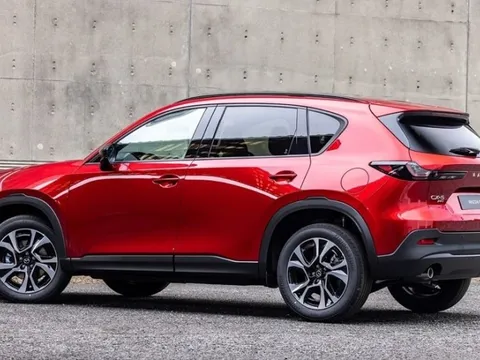 Không vội chuyển sang điện, Mazda CX-5 đã có hướng đi mới với loại động cơ mới: Thiết kế mới cũng đã được thay đổi, nội thất được số hóa, giá rẻ không?