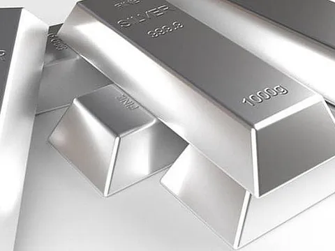 Giá bạc hôm nay 25/2: Tiếp đà tăng, vượt 90 triệu đồng/kg